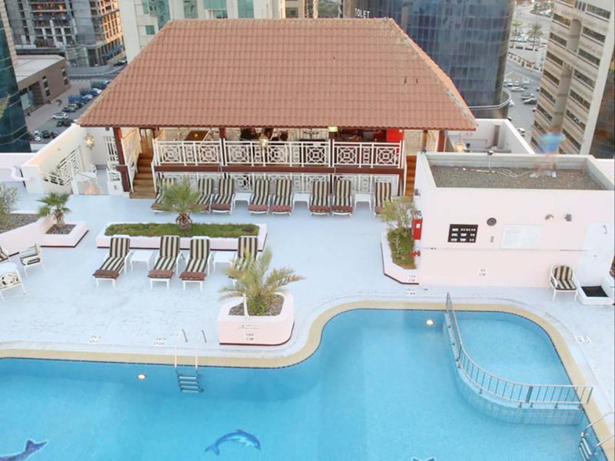 Knight Castle Hotel - Formerly Known As Carlton Palace Hotel Dubai Buitenkant foto