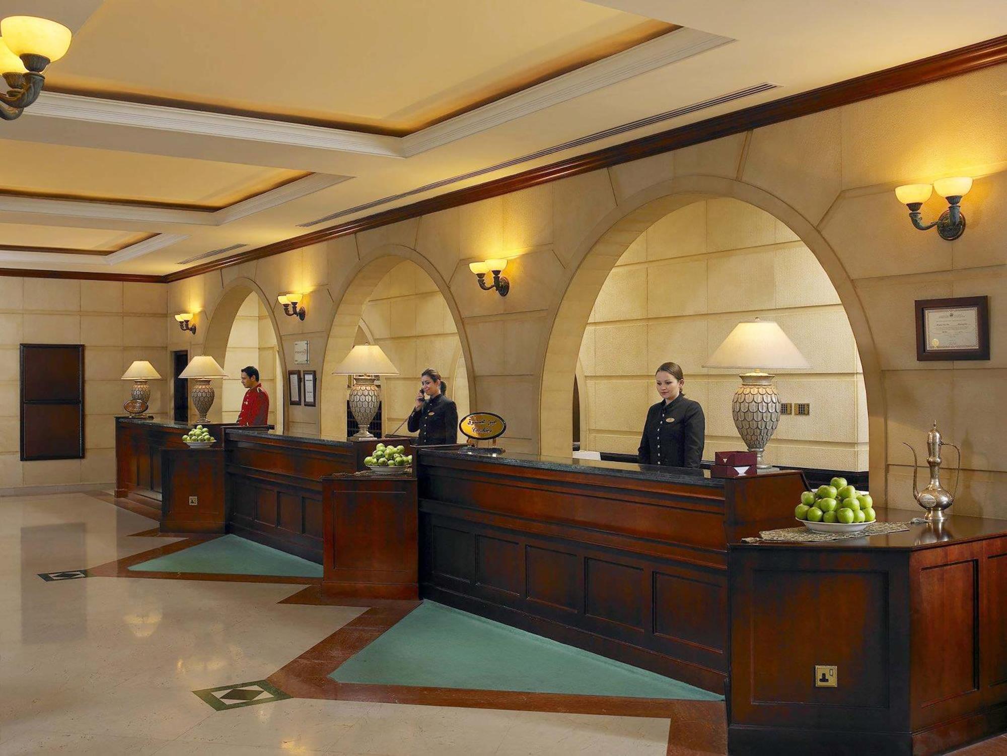 Knight Castle Hotel - Formerly Known As Carlton Palace Hotel Dubai Buitenkant foto