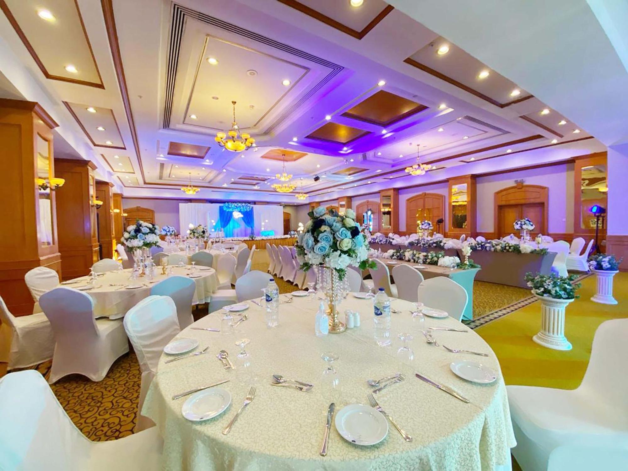 Knight Castle Hotel - Formerly Known As Carlton Palace Hotel Dubai Buitenkant foto
