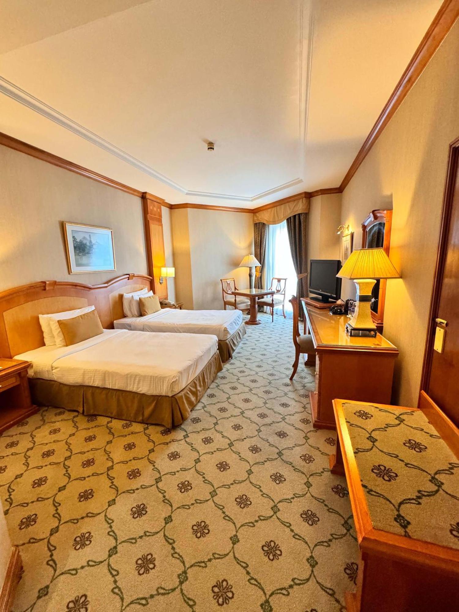 Knight Castle Hotel - Formerly Known As Carlton Palace Hotel Dubai Buitenkant foto